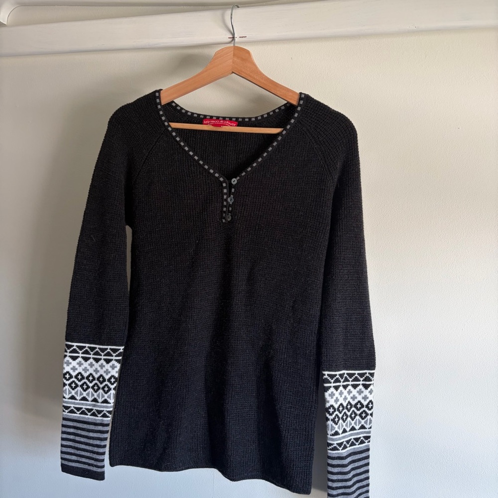 Krimson Klover Black and White V-Neck Sweater